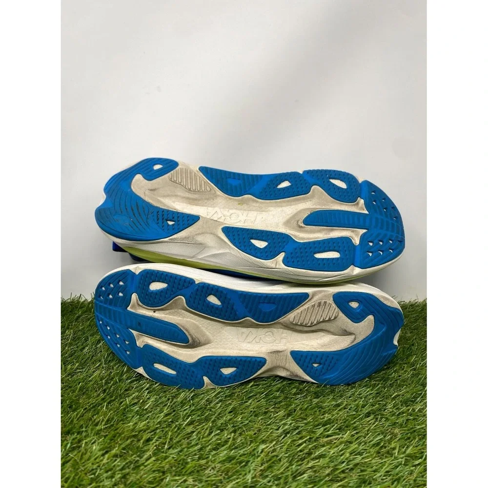 Hoka One One hoka skyflow